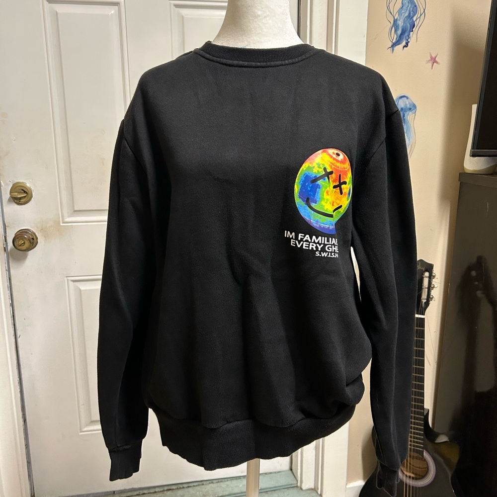 S.W.I.S.H by sorella smiley sweatshirt